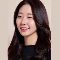 Walgreens Employee Sandy Ahn's profile photo