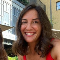 İrem Çınar Email