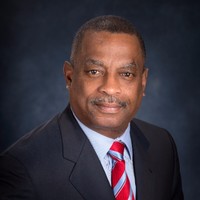 E-mail e número de telefone de Leon Richardson