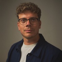 Joris Bakker Email
