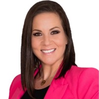 RE/MAX Realty Centre Employee Ellie Hitt's profile photo