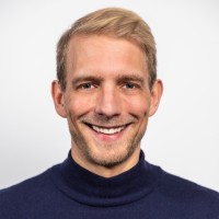 Henning Roch Email