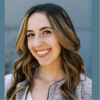 New Home Star Employee Erin Henderson's profile photo