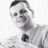 E-mail e número de telefone de Felix Stukalin