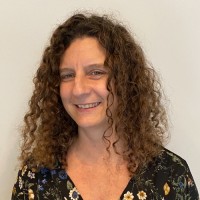 IQ PARTNERS Inc. Employee Elaine Bellio's profile photo