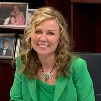 Wendy McCrackin Email & Phone Number
