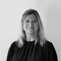 Tamara van Leusen Email