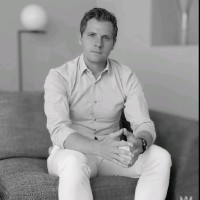 Cors van Duijvenbode Email
