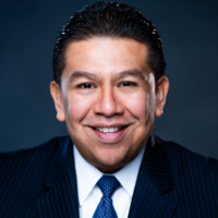 New York Life Insurance Company Employee Roberto Escobar's profile photo