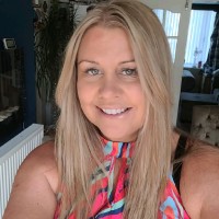 Chrissie Furness Email
