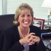 Gwen Burr Email & Phone Number