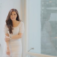 Indri Apriliyanti Email