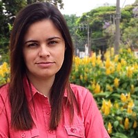Letícia Luthor Email