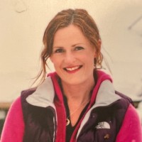 Geraldine Lyons Email & Phone Number