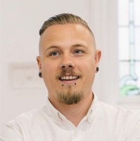 Brett Everett-Adams Email & Phone Number