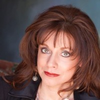 Lisa Pineiro Email & Phone Number