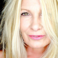 Vera Wolf Email