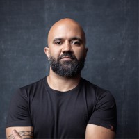 Raphael Teixeira Email