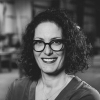 ACME Employee Suzy Alexander's profile photo