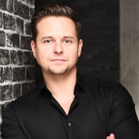 Henrik K. Email