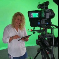 Simona Oltean Email