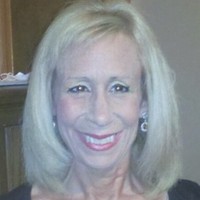 Performance KIA Employee Julie Ottaviani's profile photo