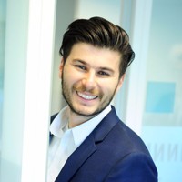 Akiner van Schaik Email