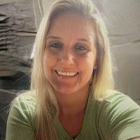 Bruna Costa Email