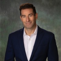 E-mail e número de telefone de Elie Honig