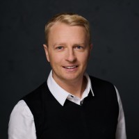 Arkadiusz Wicenbach Email