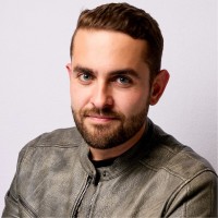 Lucas Vaz Email & Phone Number