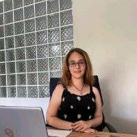 Ece Yücel Email