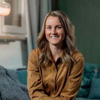 8190 Employee Rebecca Lindh's profile photo