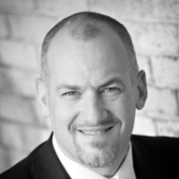 Colliers-International Employee Josh Minkin's profile photo