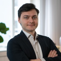 Daniel Hendrych Email