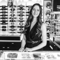 Eye Pieces Employee Danielle Barry's profile photo