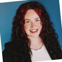Olivia Hinds Email & Phone Number