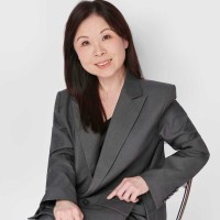 Raffles The Palm Dubai Employee Evelyn Kue's profile photo