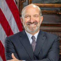 U.S. Department of Commerce Employee Howard Lutnick's profile photo