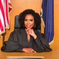 Allen Media Group Employee Lauren Lake's profile photo