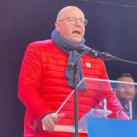 Alexander Bercht Email