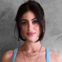 Rafaella Alberts Email & Phone Number
