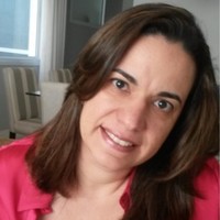 Roberta Menezes Vilar Email
