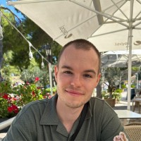 Jannis Lüchtefeld Email