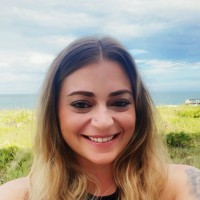 Julianna Desantis Email & Phone Number