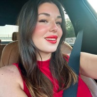 İnterdi Employee Yeşim Çiçek's profile photo