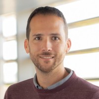 Eduard Olivé Email