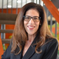 Lori Reynolds Email & Phone Number