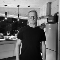 daughter studio Employee Stuart Jackson's profile photo