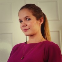Anna Karwala Email